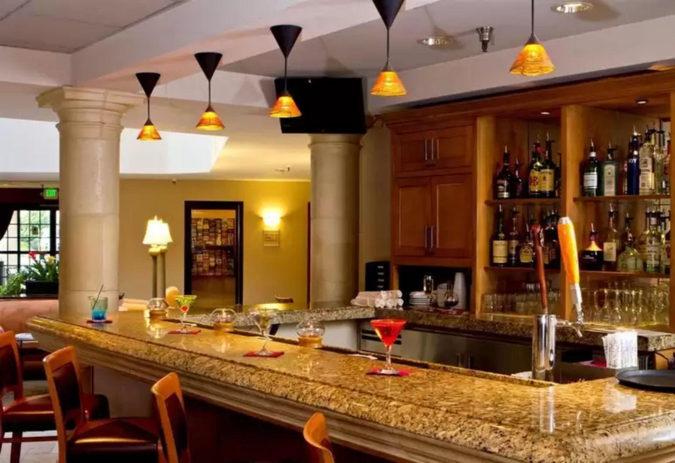 Coast Burbank Hotel מראה חיצוני תמונה