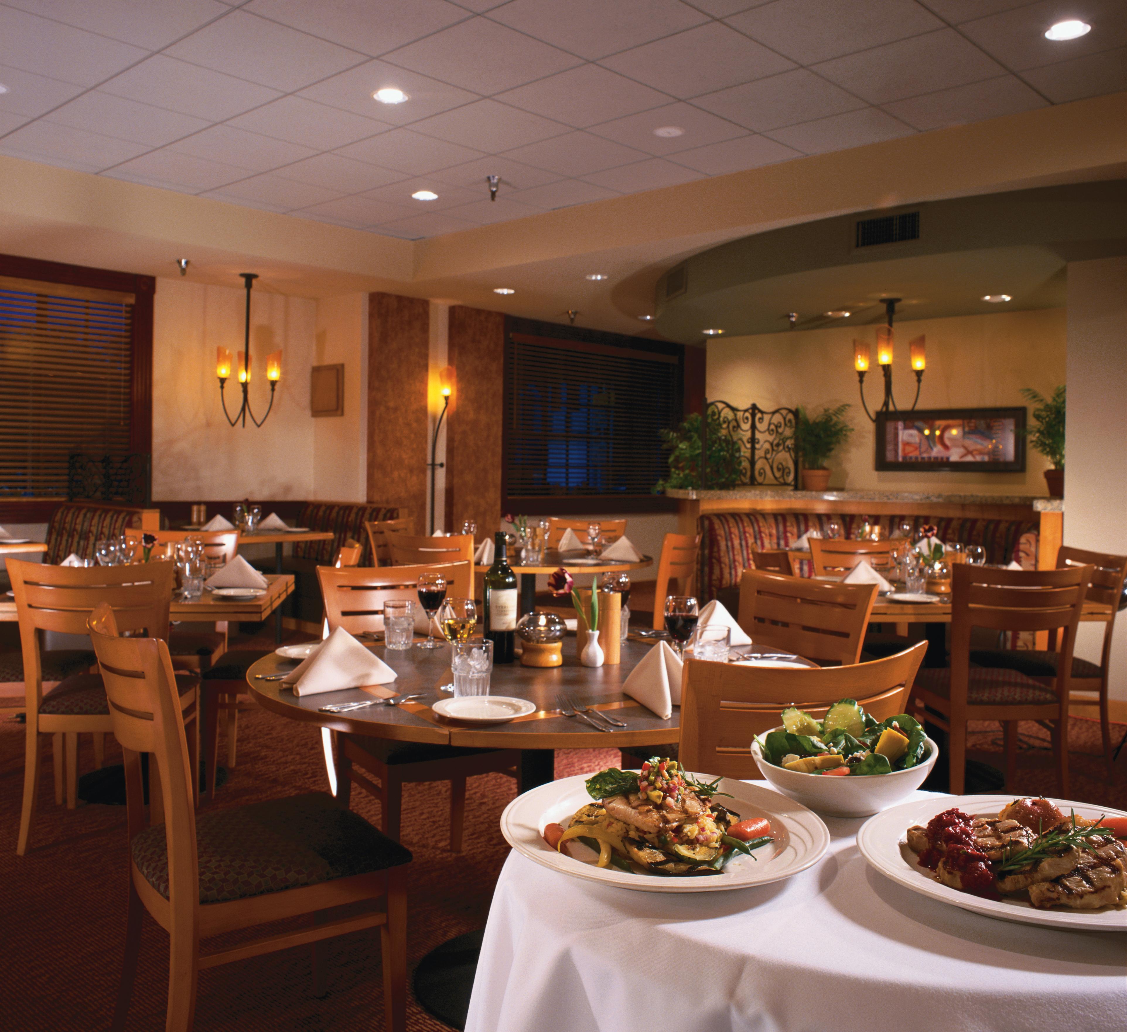 Coast Burbank Hotel מסעדה תמונה