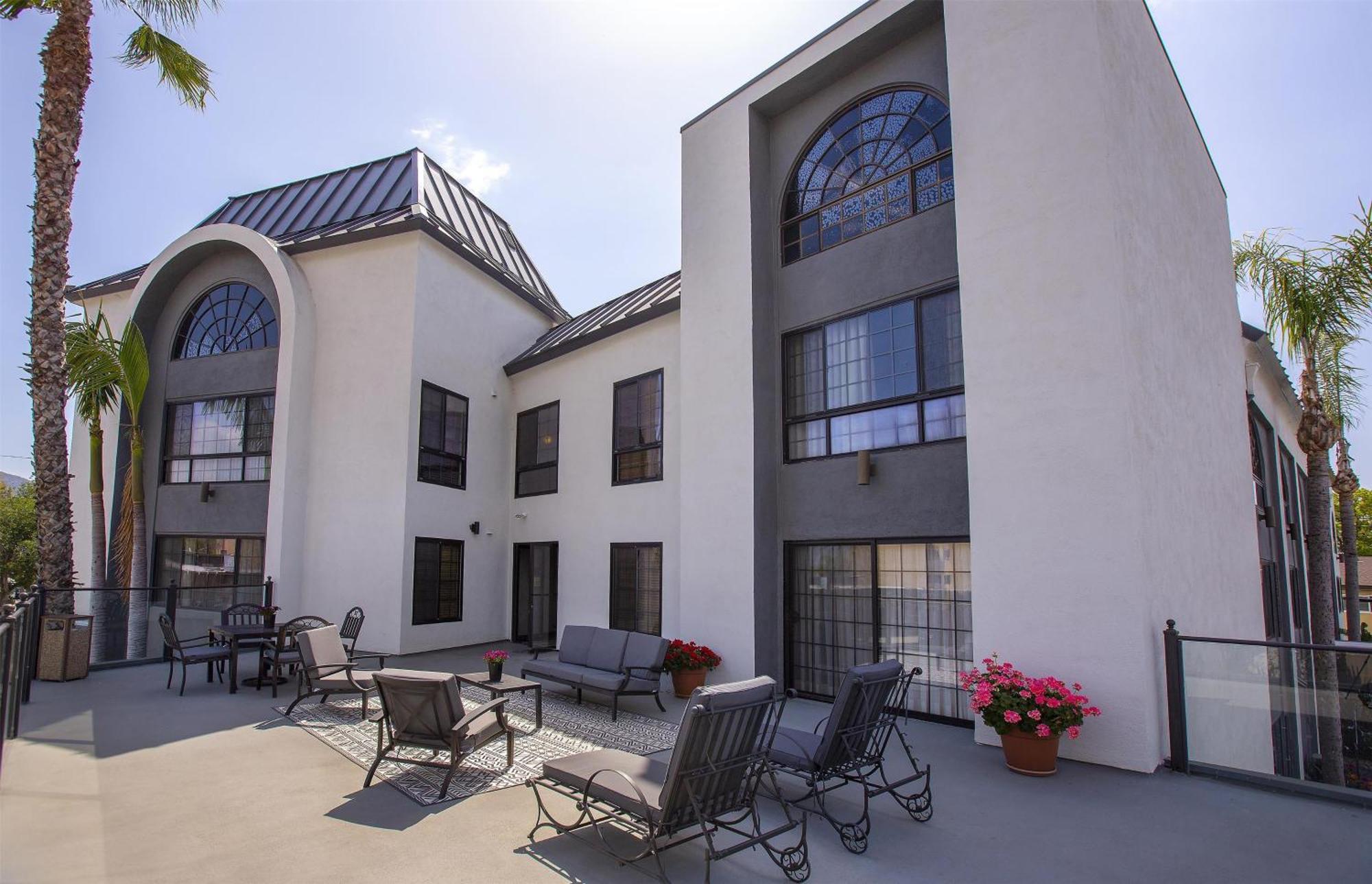 Coast Burbank Hotel מראה חיצוני תמונה